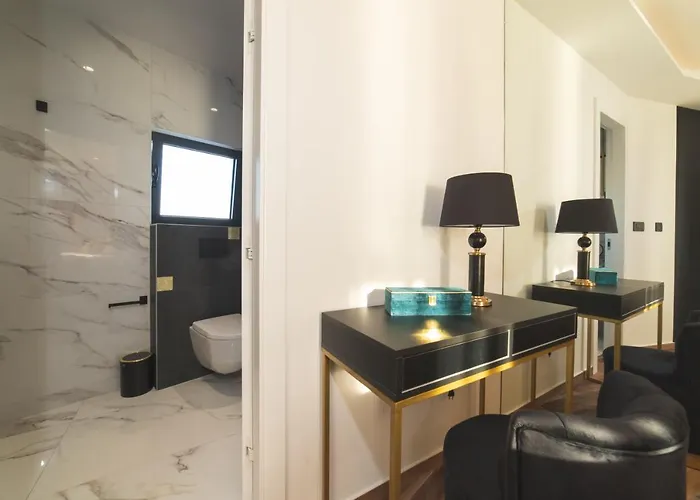 Villa Luxury Villa Favela - Modern Design - Heated Pool - Stunning Sea View