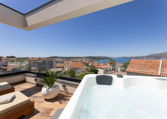 Luxury Villa Favela - Modern Design - Heated Pool - Stunning Sea View Villa Trogir