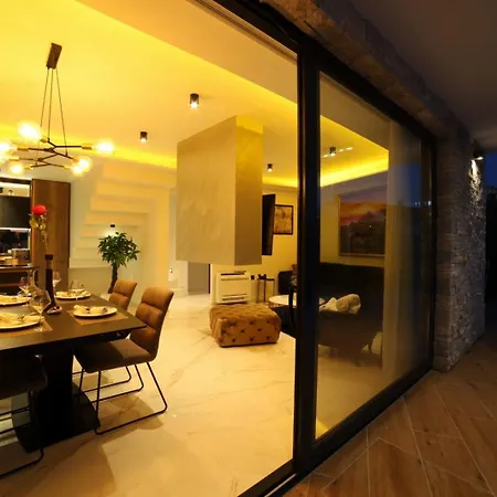 Luxury Favela With Heated Pool * Trogir