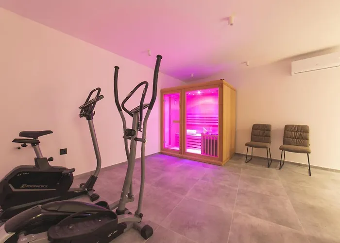 Luxury Villa Favela - Modern Design - Heated Pool - Stunning Sea View *